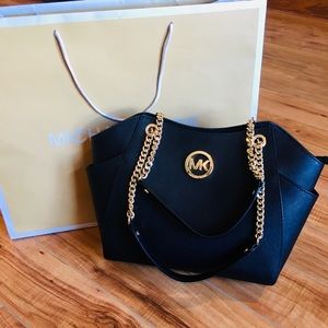 Michael Kors Jet set Travel chain